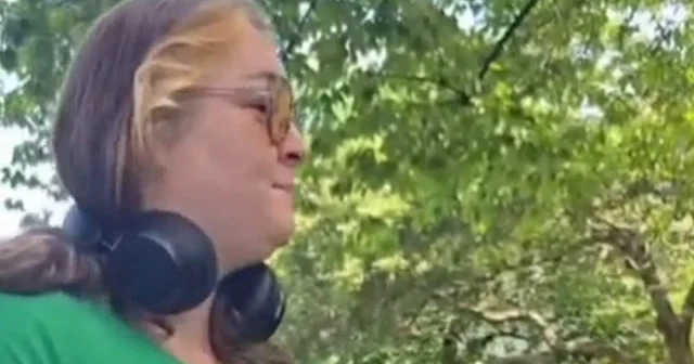 İngiliz kadın Filistin destekçilerini taciz eden Londra polisine haddini bildirdi VİDEO İZLE