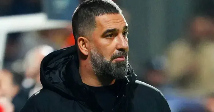 Arda Turan dan Hakan Çalhanoğlu paylaşımı!