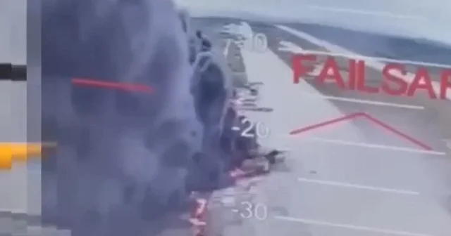 Ukrayna Rus hava üssünü vurdu VİDEO İZLE
