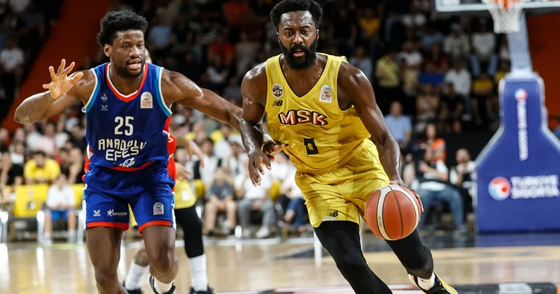 Anadolu Efes, Mersin Spor u yenerek yarı finale yükseldi