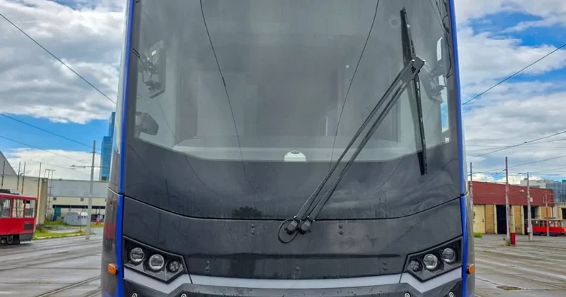 Türkiye nin Sırbistan için ürettiği tramvaylardan ilki başkent Belgrad a ulaştı