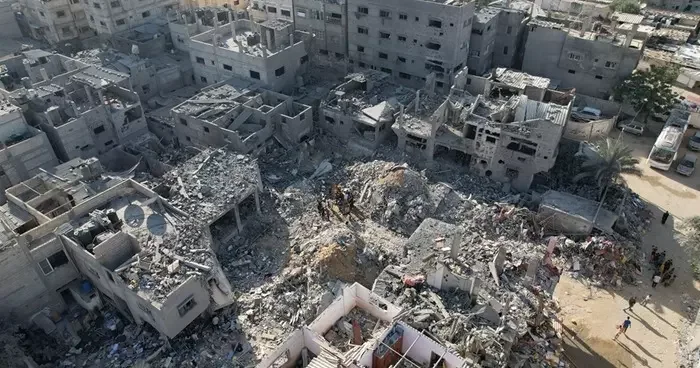İsrail, Filistinlilerin terk etmek zorunda kaldığı evleri hedef alıyor