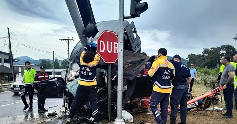 Muğla’daki feci kazanın görüntüleri ortaya çıktı: Adeta ikiye bölünmüştü!