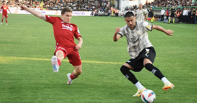 Beşiktaş, Bodrum FK yı farklı yendi, sezonu galibiyetle kapattı