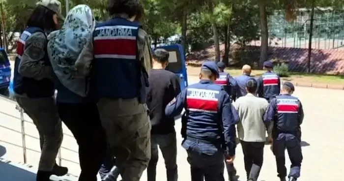 Gaziantep te dolandırıcılık ve tefecilik operasyonu! 3 kişi tutuklandı