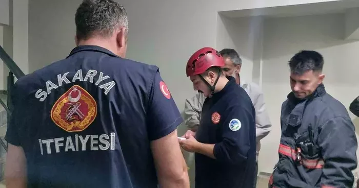 2 çocuk babası, evinde ölü bulundu