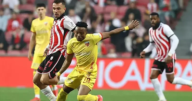 Samsunspor, Kayserispor karşısında 90+8 de kazandı; sezonu üçüncü bitirdi