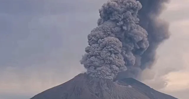 Japonya daki Sakurajima Yanardağı patladı VİDEO İZLE
