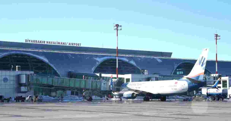İstanbul Diyarbakır uçak bileti 5 bin TL oldu!