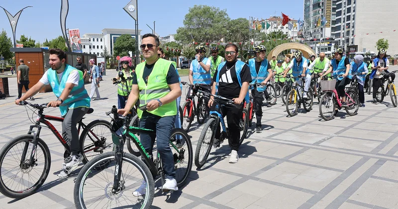 Elazığ da pedallar sağlık için çevrildi