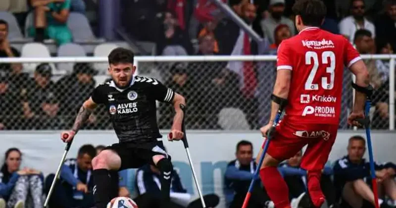 Finalde 6 1 galip gelen Türk takımı Avrupa nın en büyüğü oldu