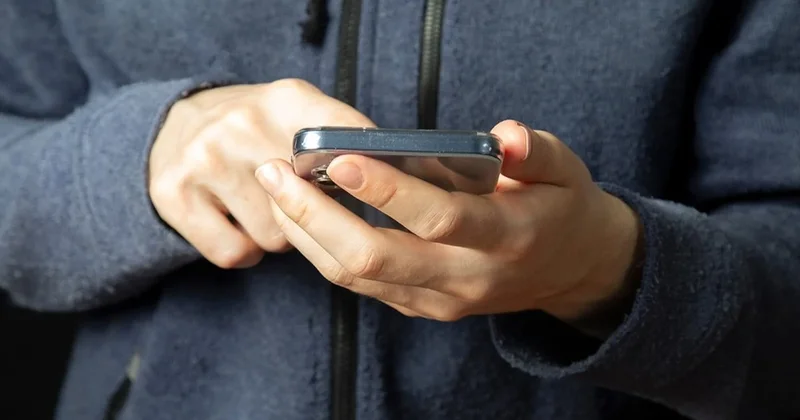 Bu telefon 5 dakikada bir ekran görüntüsü alıp devlete gönderiyor Sözcü Gazetesi