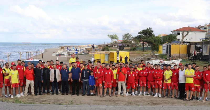 Sakarya sahillerinde cankurtaranlar göreve başladı