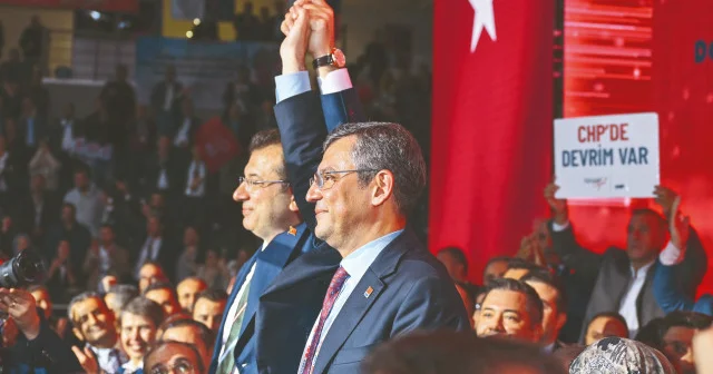 CHP’nin ikinci yüzyılı skandallarla başladı: Zoom dan hançere, hançerden şaibe ve mutlak butlana Yerel Gündem Haberleri