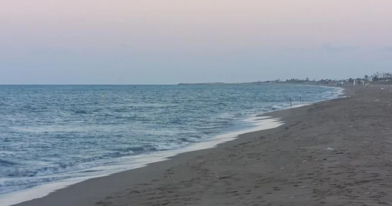 Mersin de denize giren 2 öğrenci hayatını kaybetti