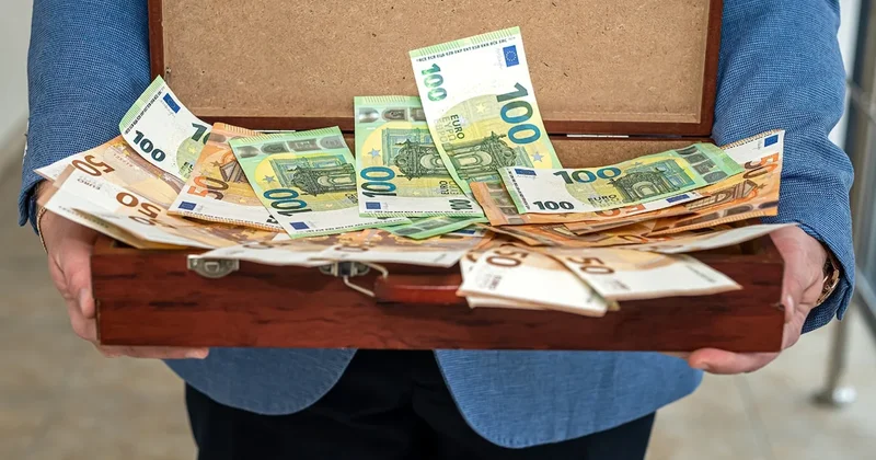 Burcuna göre ne kadar zengin olacaksın? Sözcü Gazetesi