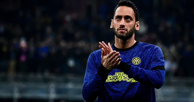 Inter de hedefteki adam Hakan Çalhanoğlu, başkan Marrotta dan açıklama geldi