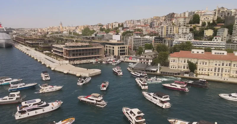 Boğaz daki turizm yatları Kabotaj Bayramı nda eylem yaptı