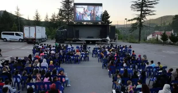 Konya haberleri Konya Büyükşehir, 101 mahallede sinema günleri düzenliyor 01 Temmuz 2025