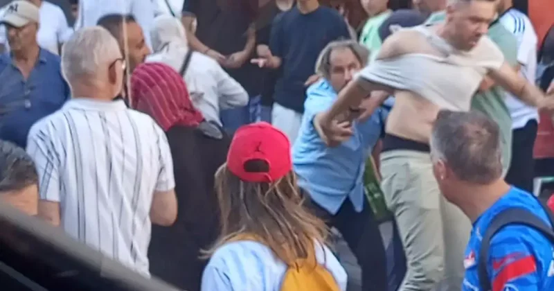 İETT otobüsünde çıkan kavga sokağa taştı! O anlar kamerada
