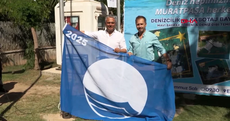 Muratpaşa da mavi bayrak geleneği sürüyor