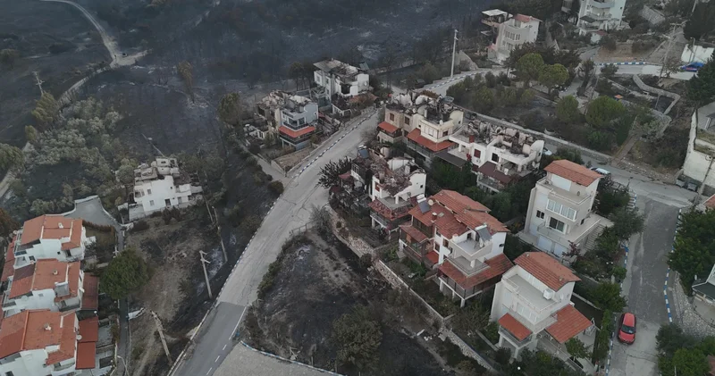 İzmir yangınından korku filmlerini aratmayan fotoğraflar