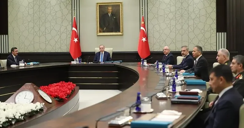 Komutanlarla 72 yaşa kadar devam... Orduya kurmay takviyesi