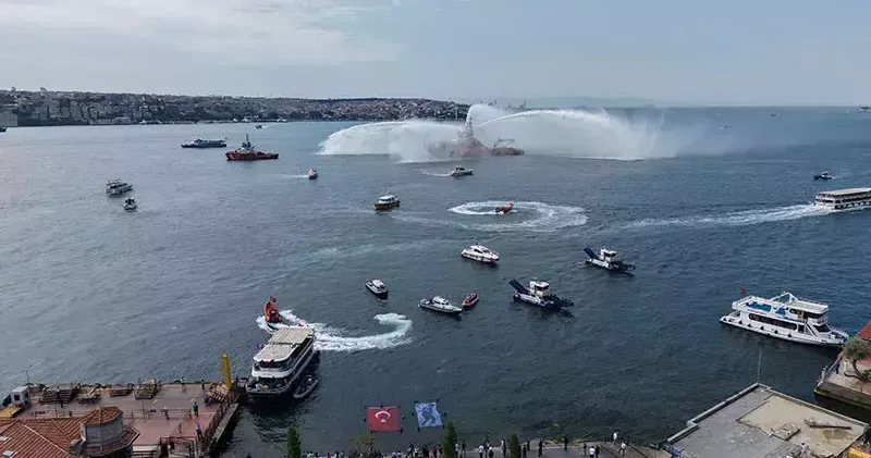 İstanbul da Denizcilik ve Kabotaj Bayramı nın 99 uncu yılı kutlandı