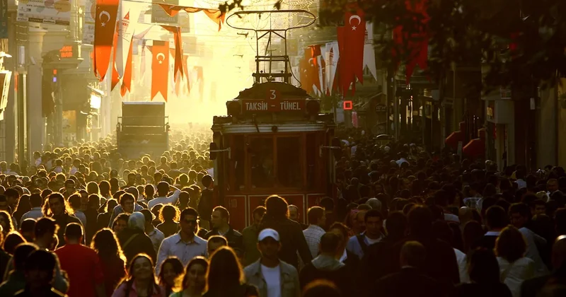 Türkiye de güven krizi: Her 4 kişiden bii hiçbir Kuruma Güvenmiyor Sözcü Gazetesi
