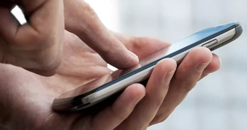 Cep telefonunda bu belirtilerden olanlar yandı! Özel bilgilerinize erişiyorlar