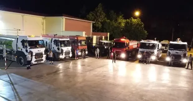 Konya haberleri Konya Büyükşehir, Antakya daki yangın söndürme çalışmalarına destek oluyor 01 Temmuz 2025