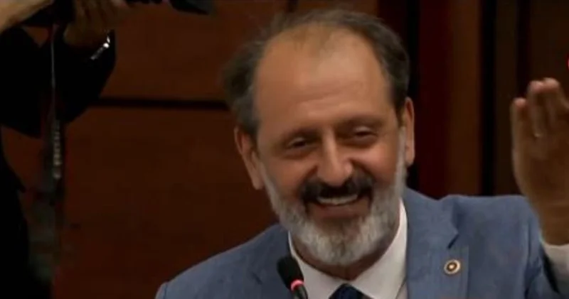 AK Partili Hacıoğulları ndan Leman dergisindeki karikatüre salavatlı tepki