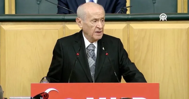 MHP lideri Bahçeli den Leman ın provokatif karikatürüne tepki: Peygamberimize saldırıyı kınıyorum Politika Haberleri