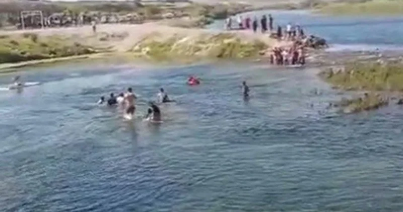 Serinlemek içiin Fırat a giren 2 kişi boğulmaktan son anda kurtarıldı