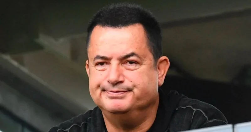 Acun Ilıcalı Süper Lig den aldı: Formayı giydi bile