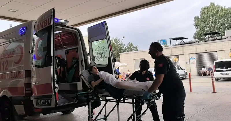Market çalışanının bacaklarına kaynar su döküldü