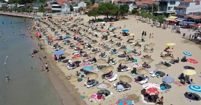 Olumsuz koşullar nedeniyle peş peşe kararlar alındı! Sakarya ve Kocaeli de denize girişler yasaklandı
