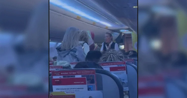 Uçakta aceleci davranan yolculara kural dışı yolcu prosedürü uygulandı