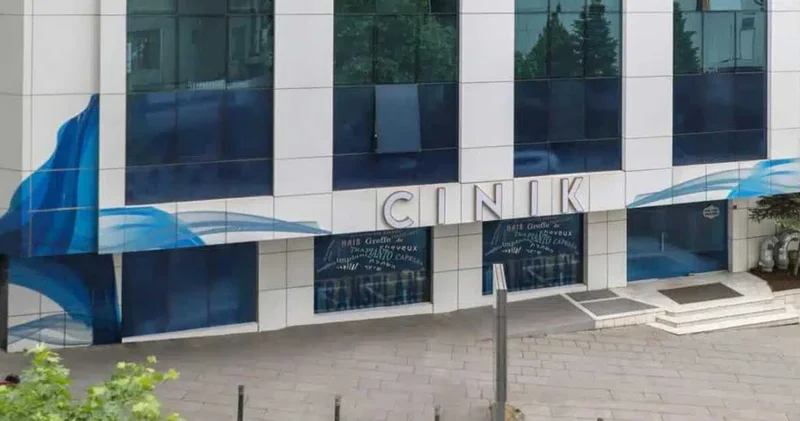 Saç ektirmek için İngiltere’den Türkiye’ye geldi hayatını kaybetti Son dakika haberleri