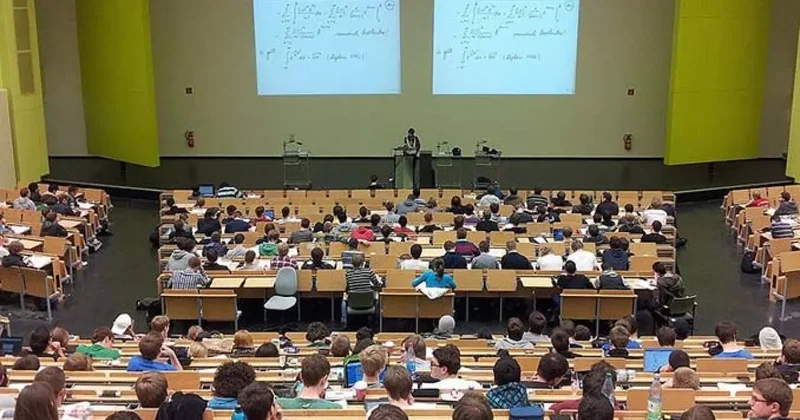 Özel üniversite ücretlerine zam: Üniversitelerin yıllık ücretleri belli oldu!