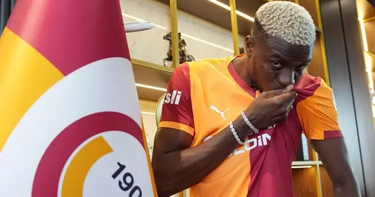 Son Dakika: Victor Osimhen resmen Galatasaray da! Transferin maliyeti açıklandı
