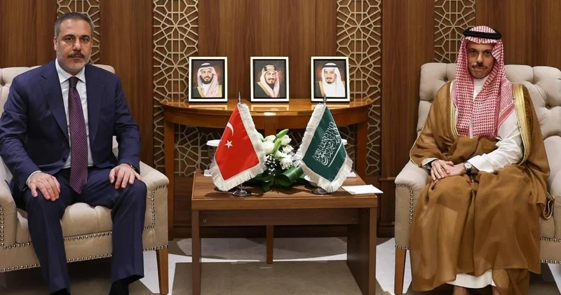Son dakika Hakan Fidan Suudi Arabistanlı mevkidaşıyla Gazze yi görüştü
