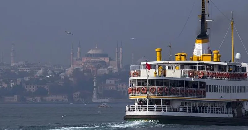 İstanbul’da deniz ulaşımına hava muhalefeti engeli