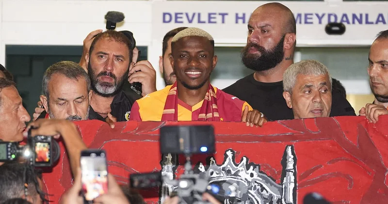 Galatasaray ı yıkacak Osimhen tehlikesini duyurdu