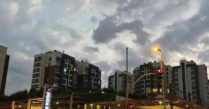 Zeytinburnu’nda 9. kattan düşen 1 yaşındaki çocuk hayatını kaybetti