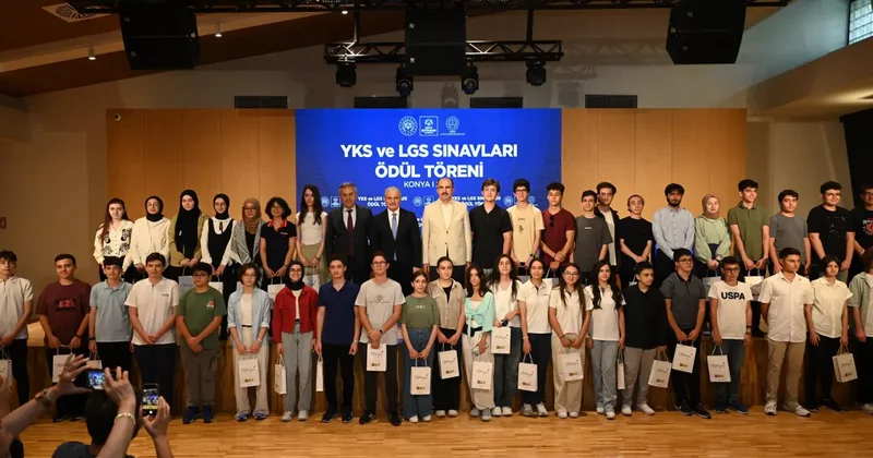 Vali Akın ve Başkan Altay, YKS ve LGS’de dereceye giren Konyalı öğrencilerle buluştu