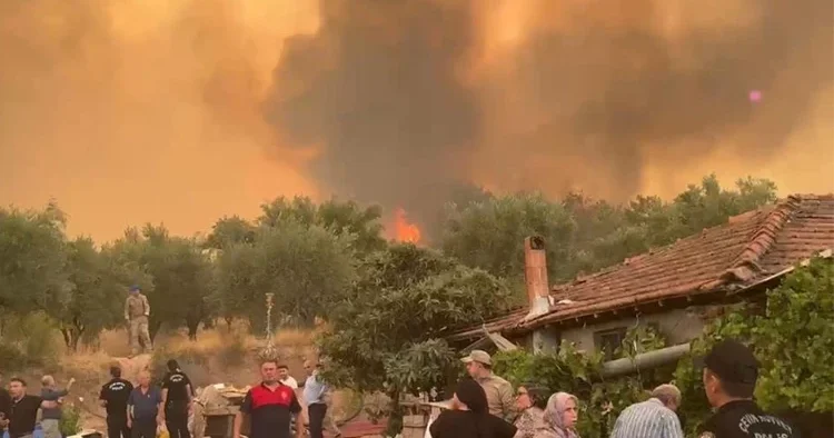 Denizli deki orman yangınında 4. gün Ekiplerin müdahalesi sürüyor