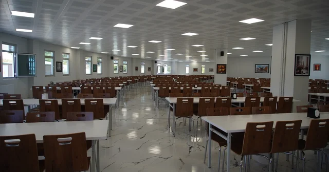Trakya Üniversitesinde yapımı tamamlanan 1000 kişilik yemekhane hizmete girdi Edirne Haberleri