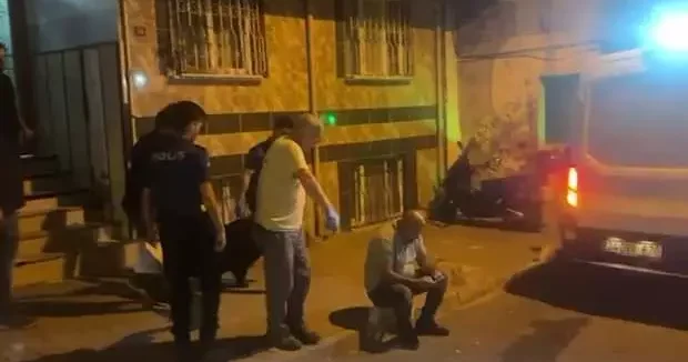İstanbul haberleri Esenler de esrarengiz ölüm! Balkonda ceset bulundu 01 Eylül 2025