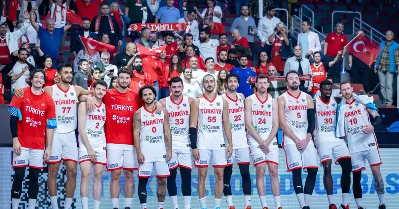 4 te 4 yaptık! 12 Dev Adam önüne geleni deviriyor